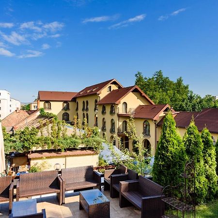 Pension Passion Târgu-Mureş Exteriör bild