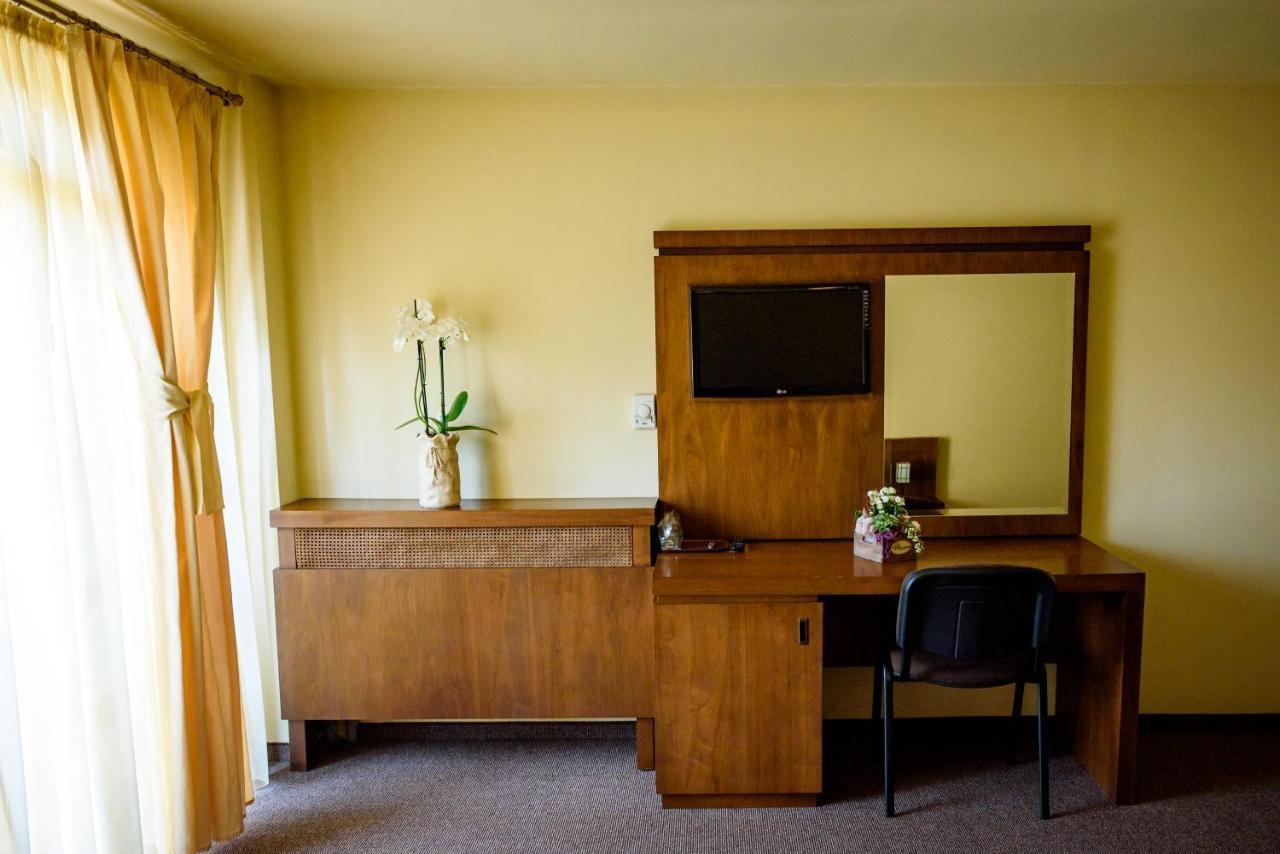 Pension Passion Târgu-Mureş Exteriör bild
