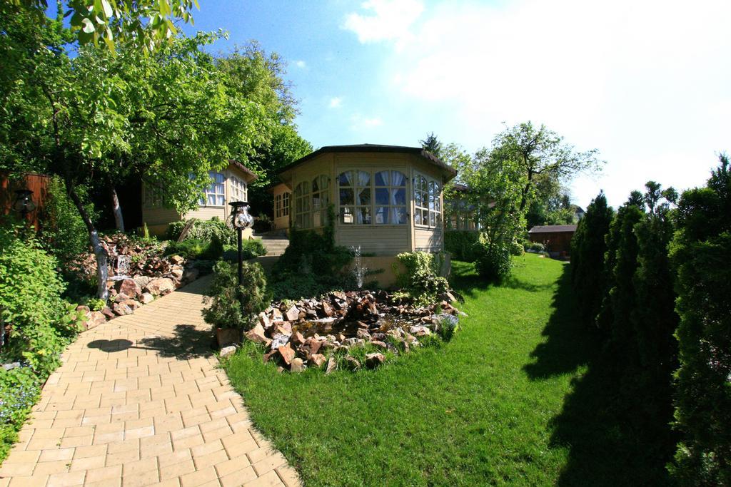 Pension Passion Târgu-Mureş Exteriör bild